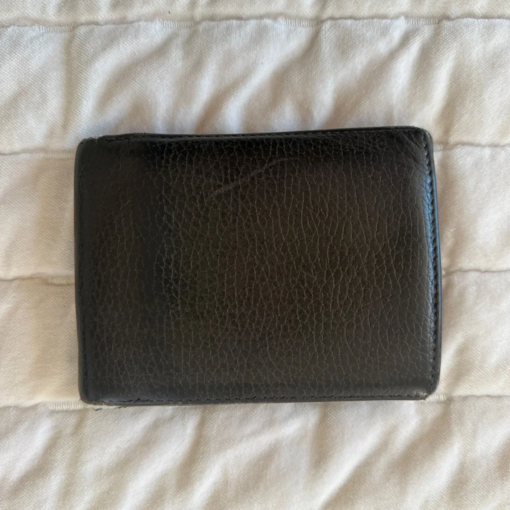 GUCCI VINTAGE LOGO PLATE GG SOFT EMBOSSED LEATHER WALLET BIFOLD BROWN